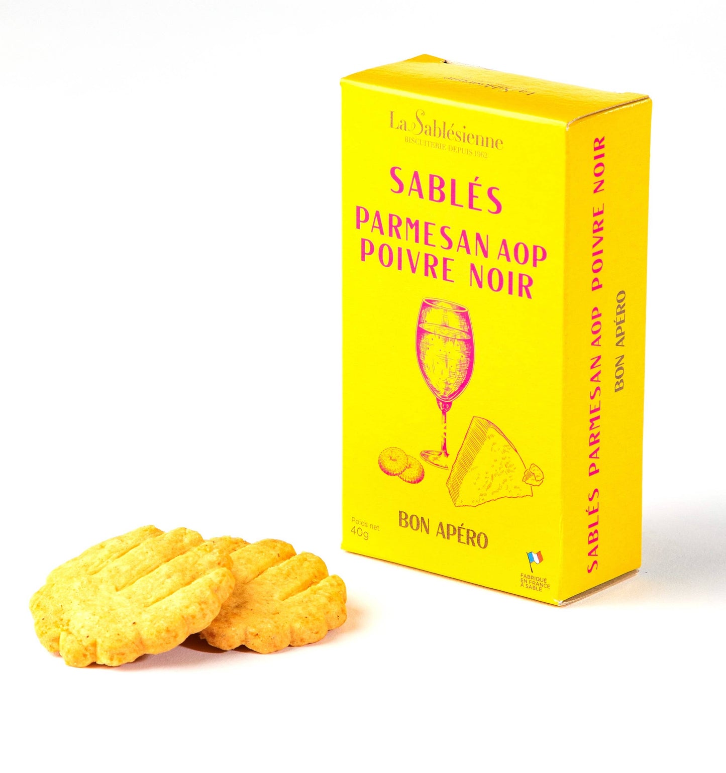 Parmesan and Black Pepper Shortbread Crisps Box